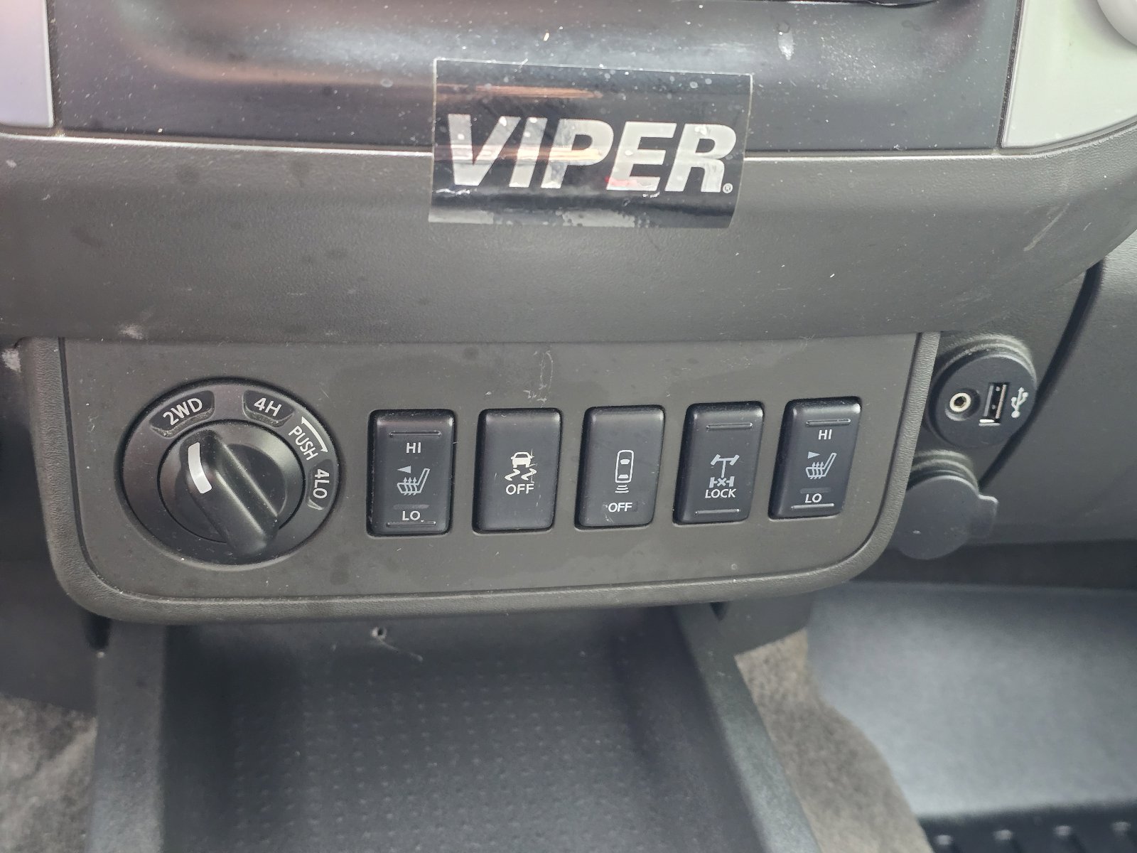 Used 2017 Nissan Frontier PRO-4X AWD/4WD image 22
