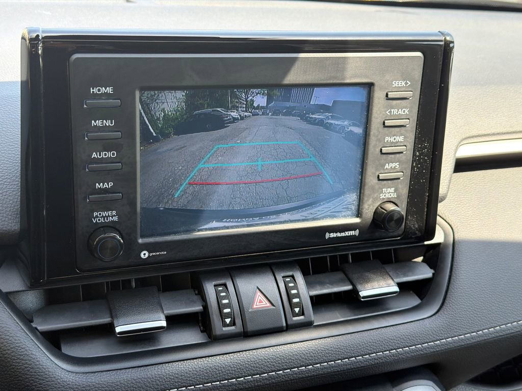 Used 2021 Toyota RAV4 XLE Premium image 28