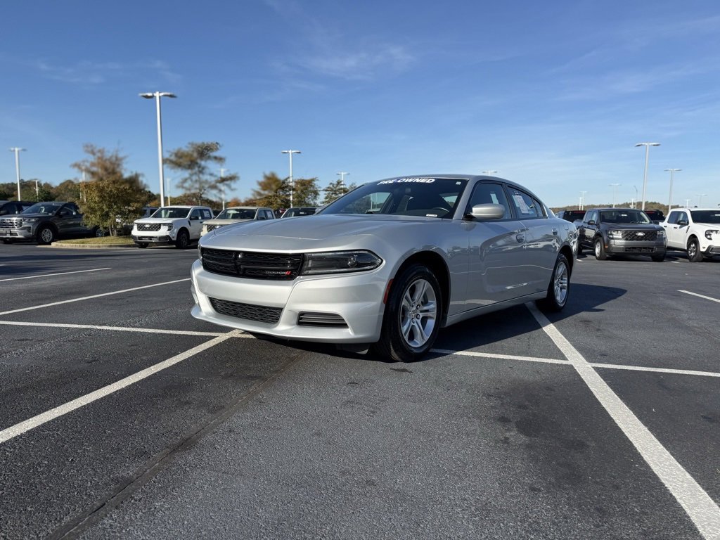 Used 2022 Dodge Charger SXT image 3
