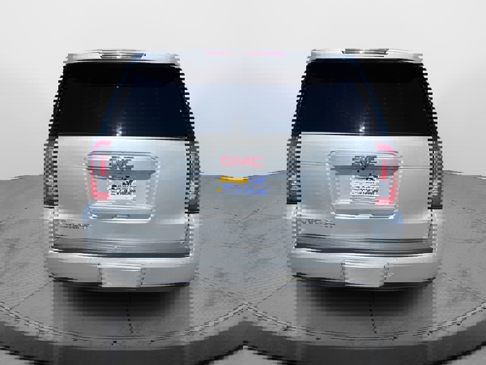 Used 2019 GMC Yukon XL SLT w/ Open Road Package image 3