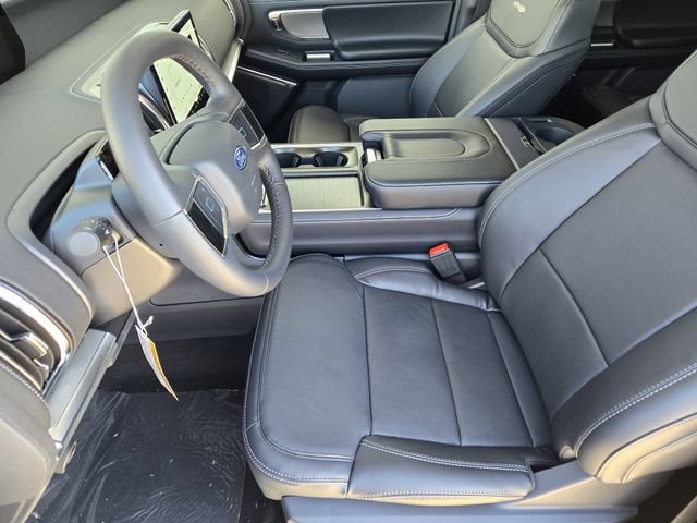 New 2026 Ford Expedition Max Platinum w/ Driver's Package AWD/4WD image 9