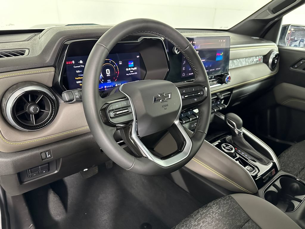 Used 2024 Chevrolet Colorado ZR2 AWD/4WD image 11