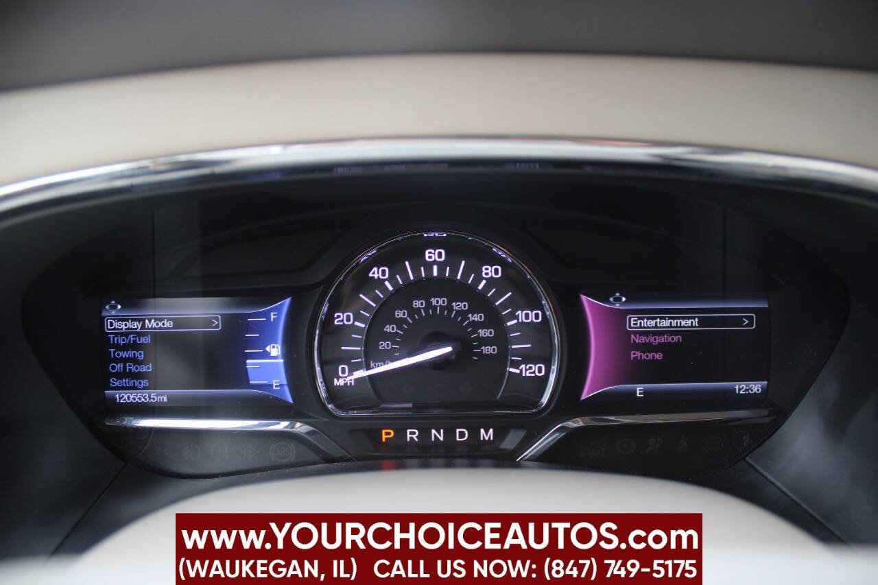 Used 2015 Lincoln Navigator 4WD image 27