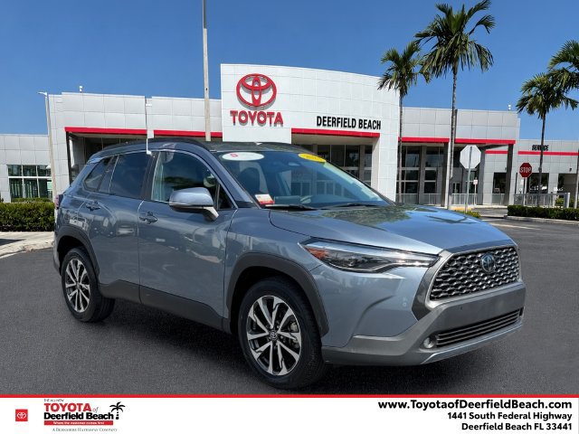 Certified 2023 Toyota Corolla Cross XLE FWD image 1