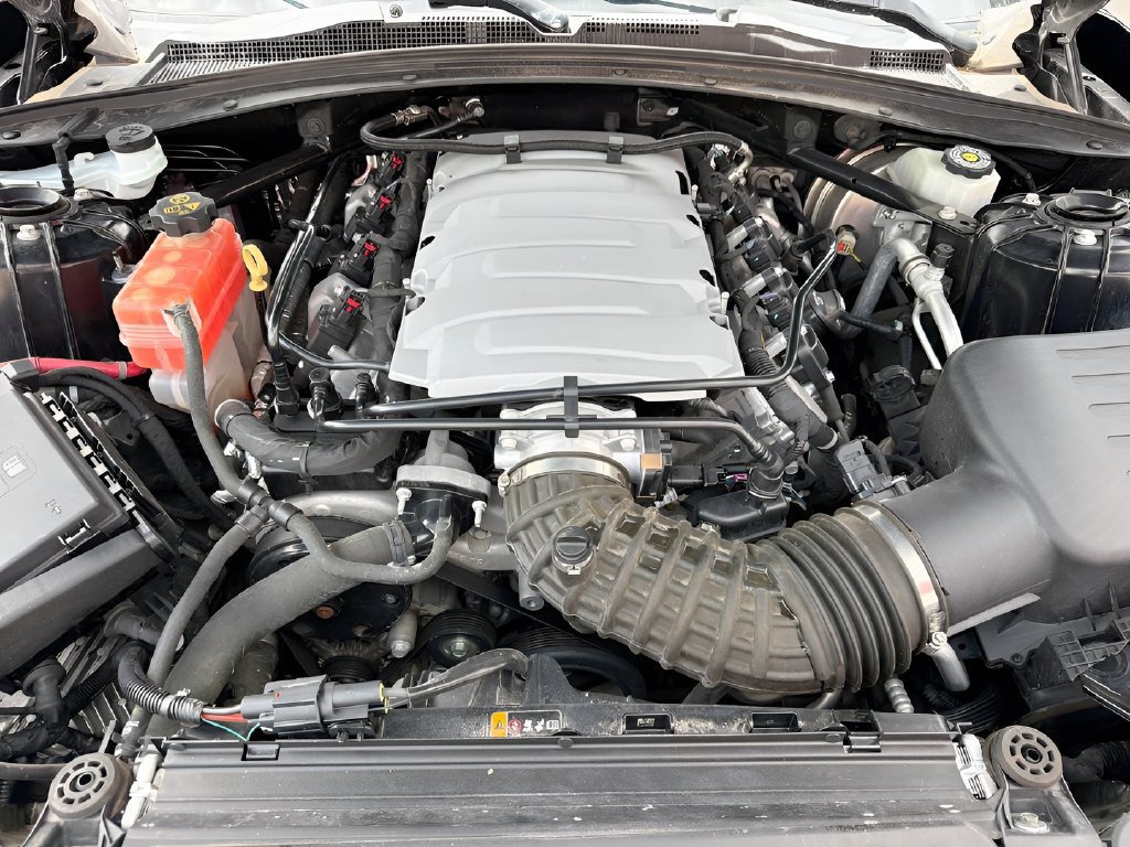 Used 2021 Chevrolet Camaro SS RWD image 29