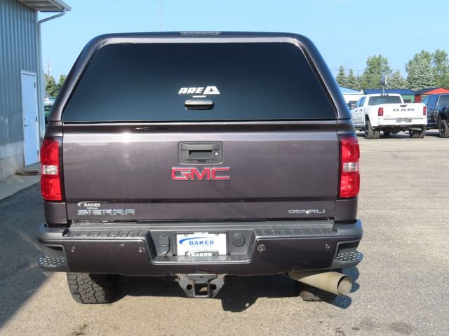 Used 2016 GMC Sierra 2500 Denali w/ Duramax Plus Package AWD/4WD image 10