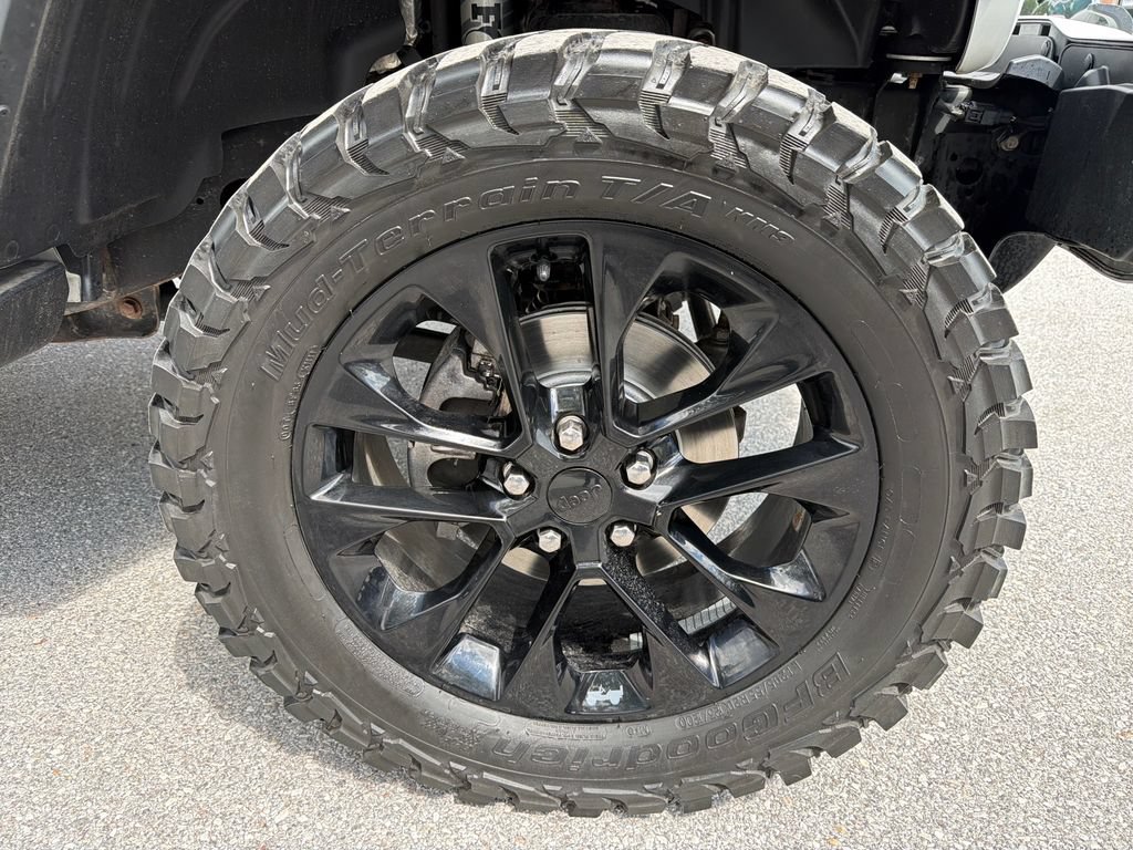 Used 2021 Jeep Wrangler Unlimited Sahara AWD/4WD image 18