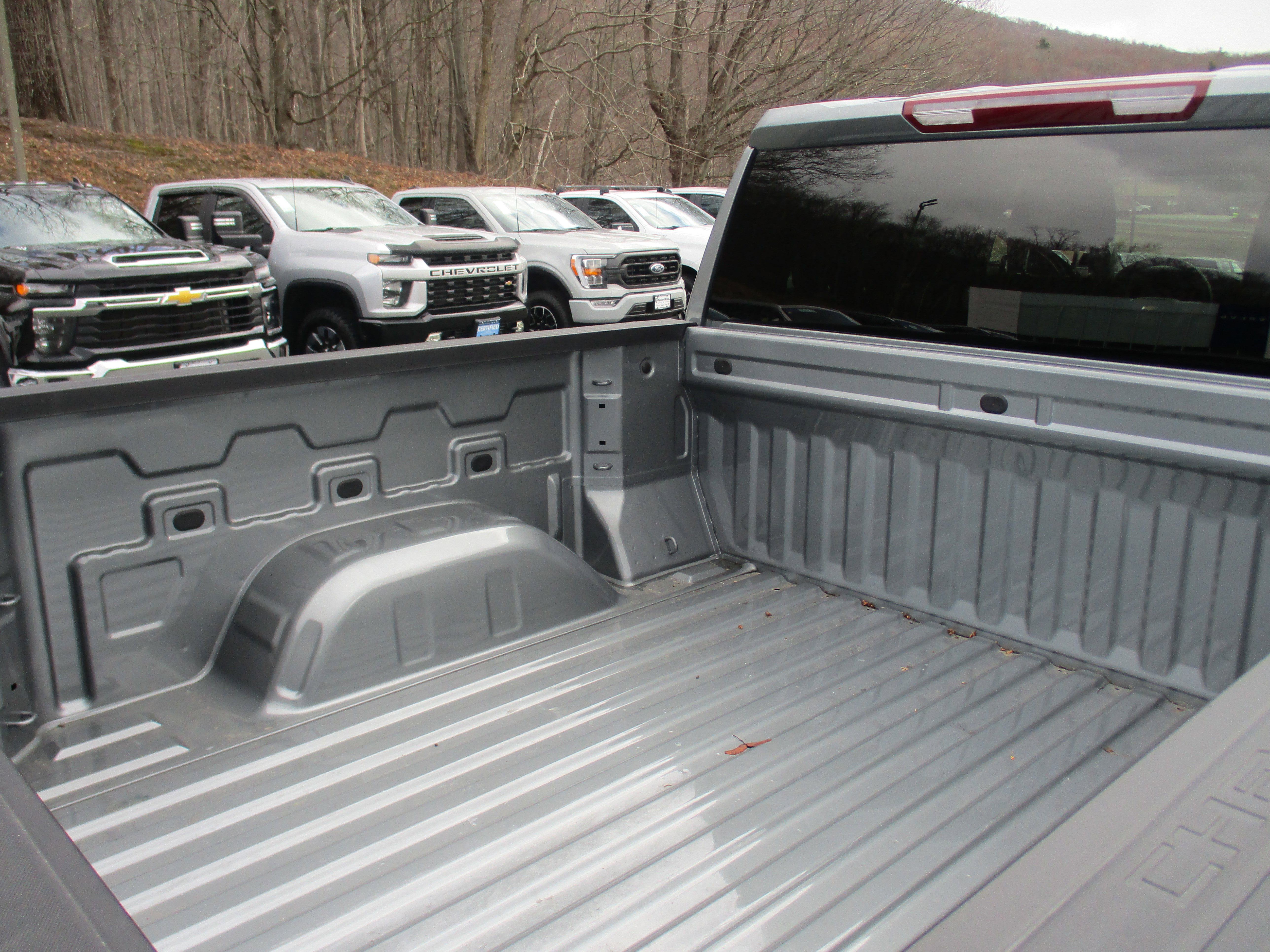 Certified 2025 Chevrolet Silverado 1500 Custom image 13