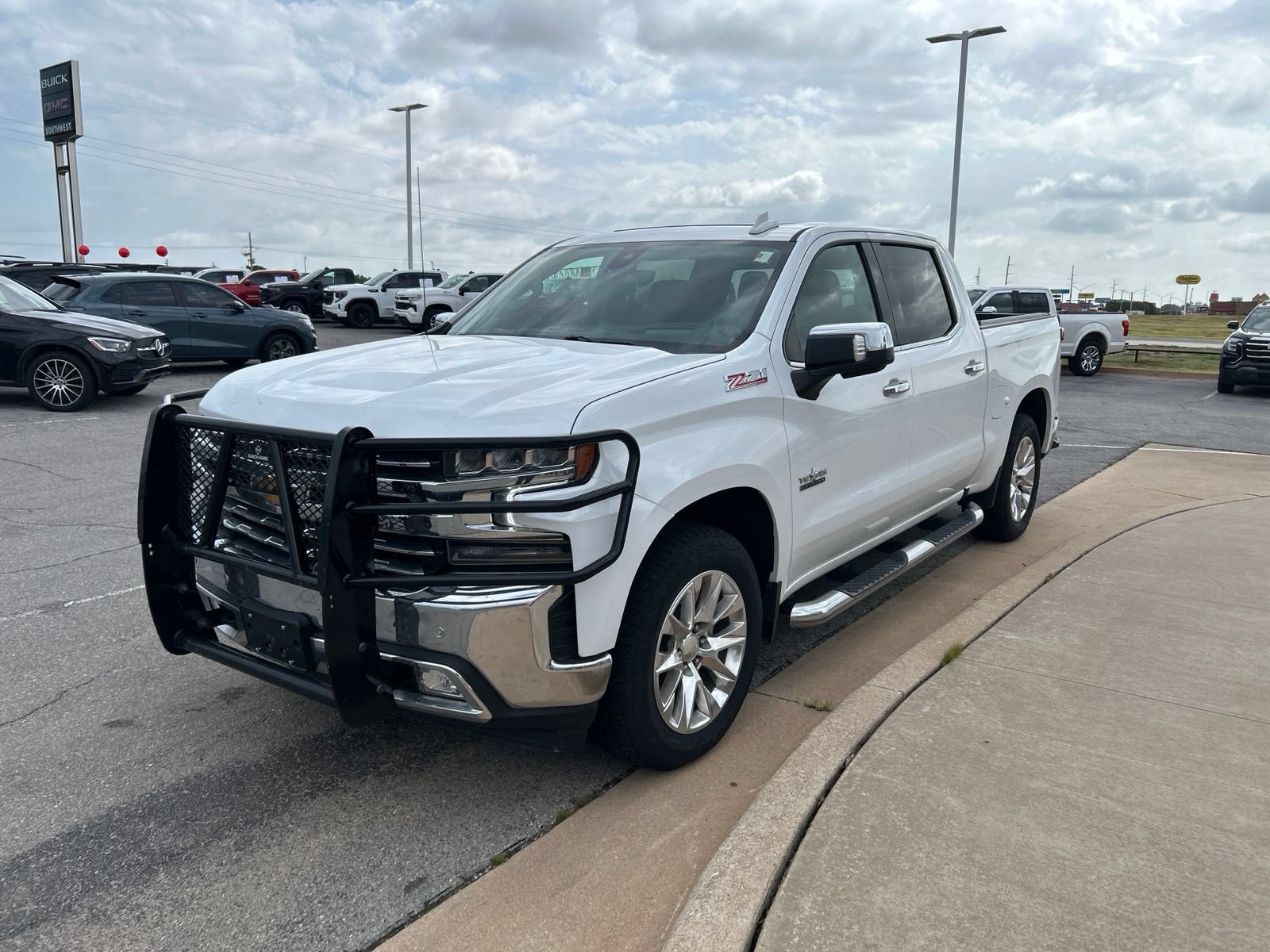 Used 2021 Chevrolet Silverado 1500 LTZ w/ LTZ Premium Texas Edition AWD/4WD image 1