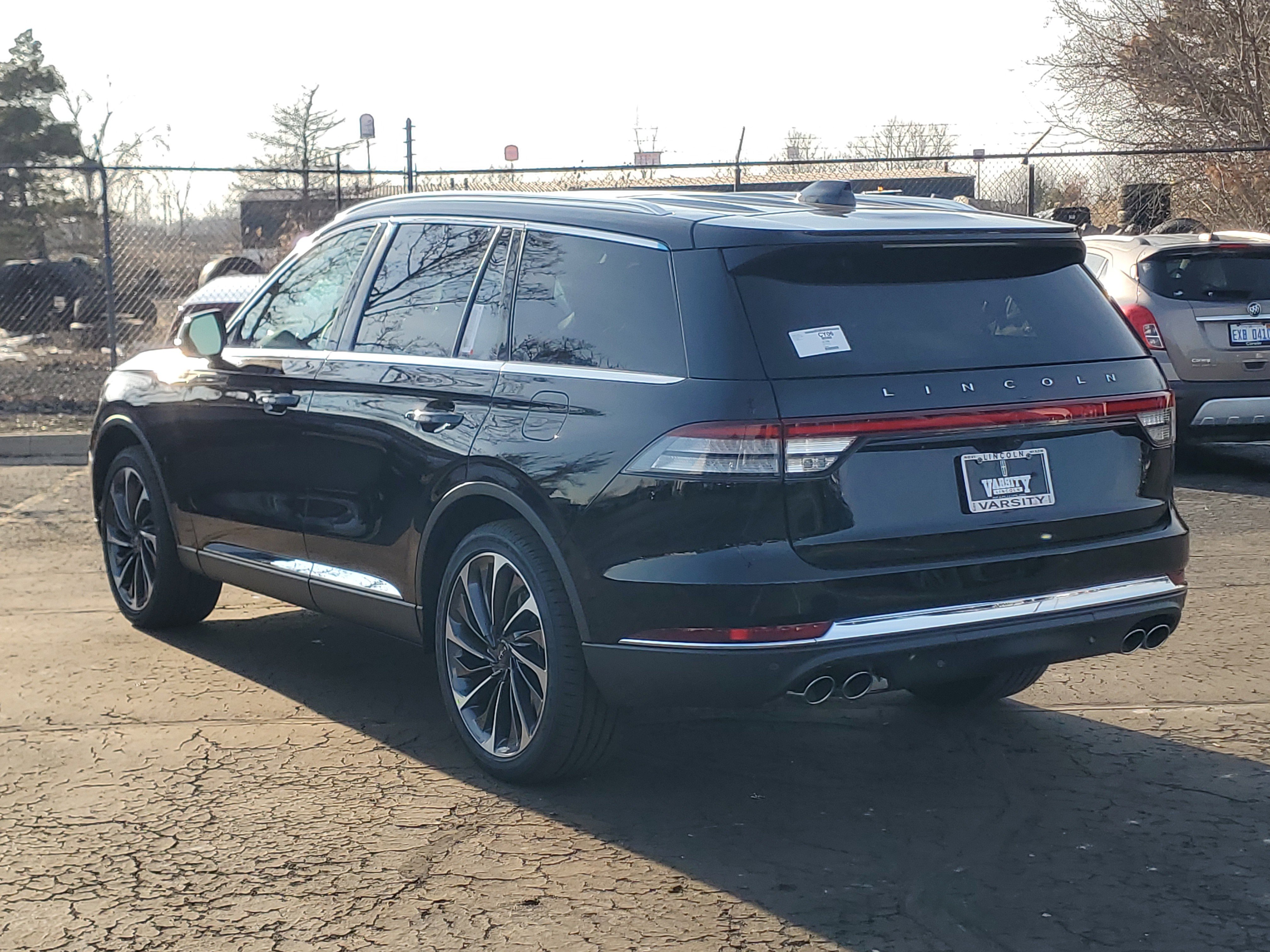 New 2026 Lincoln Aviator Reserve image 3