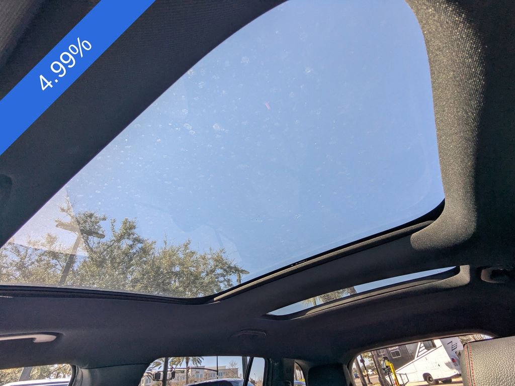 Used 2024 Mercedes-Benz EQB 300 4MATIC image 8