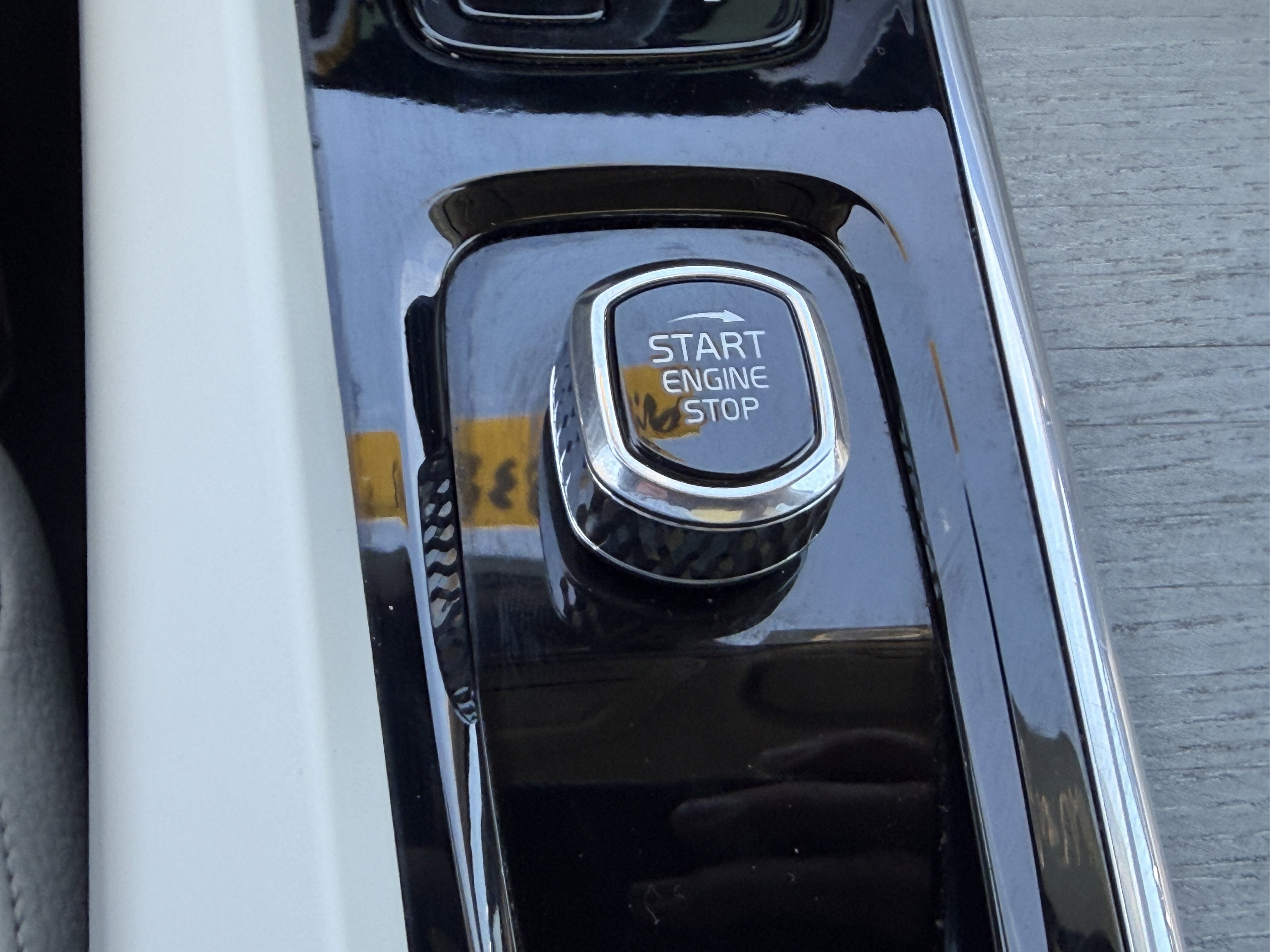 Certified 2023 Volvo XC60 B5 Plus w/ Climate Package FWD image 26