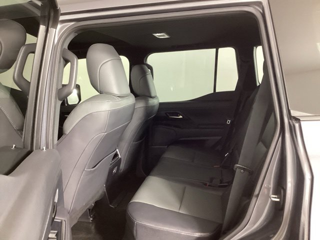 Used 2024 Lexus GX 550 w/ Accessory Package (Z1) AWD/4WD image 26