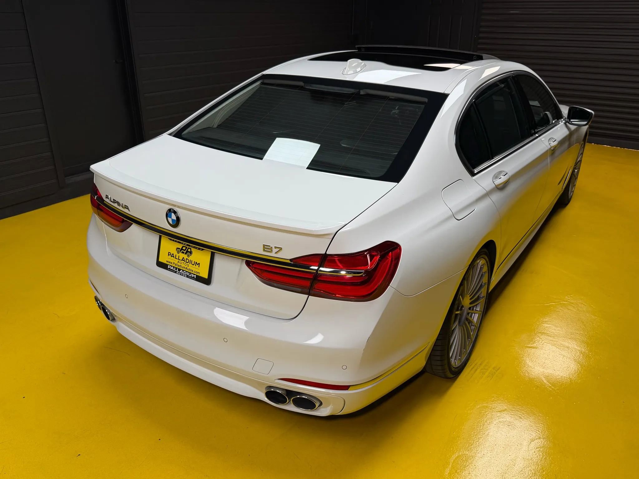 Used 2017 BMW 750i xDrive image 66