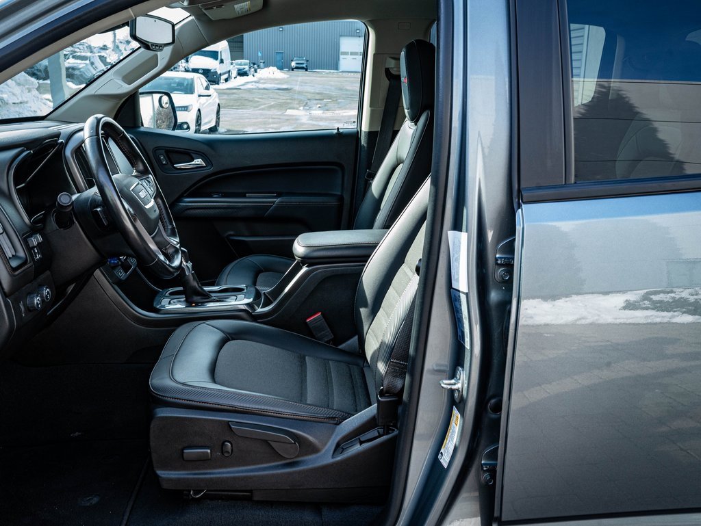 Used 2022 GMC Canyon AT4 image 20