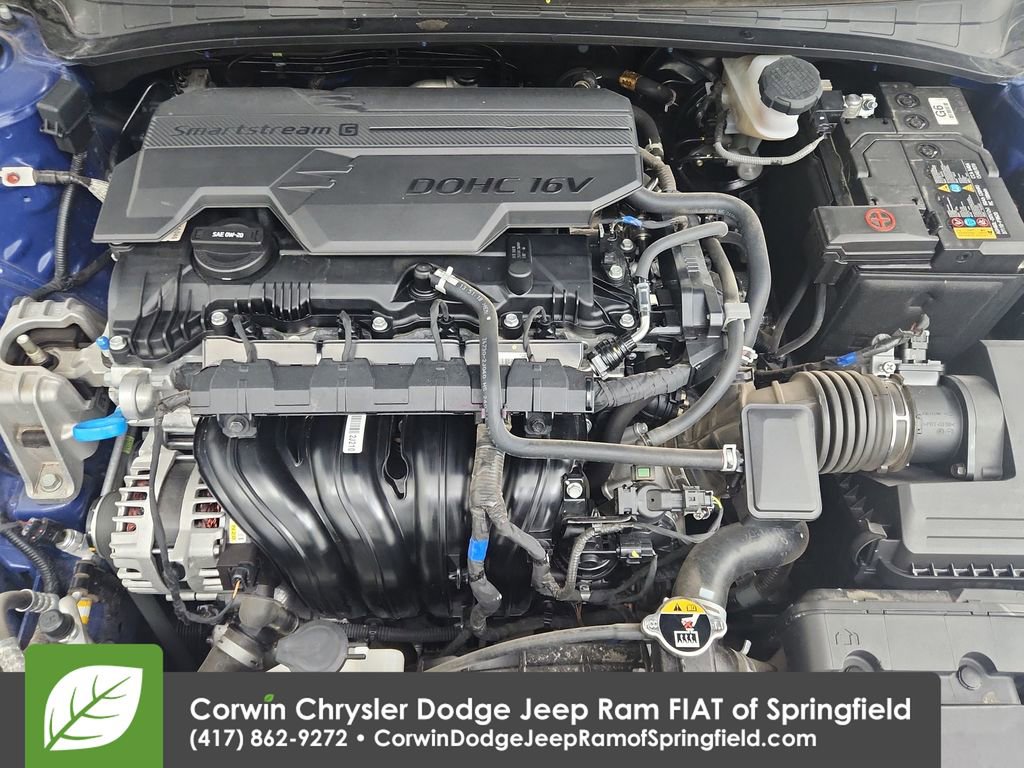 Used 2025 Hyundai Elantra SEL image 36