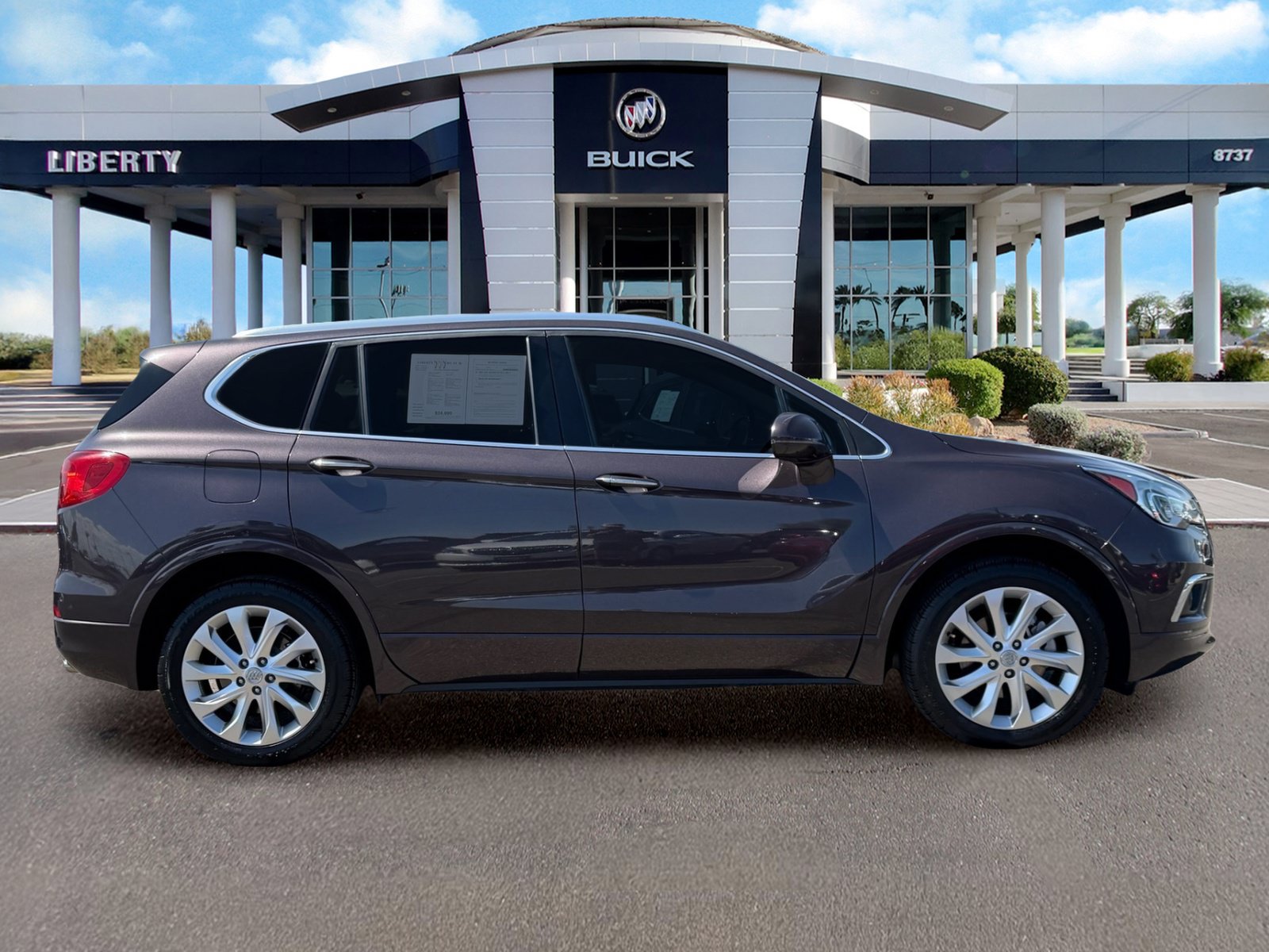 Used 2016 Buick Envision Premium AWD/4WD image 2