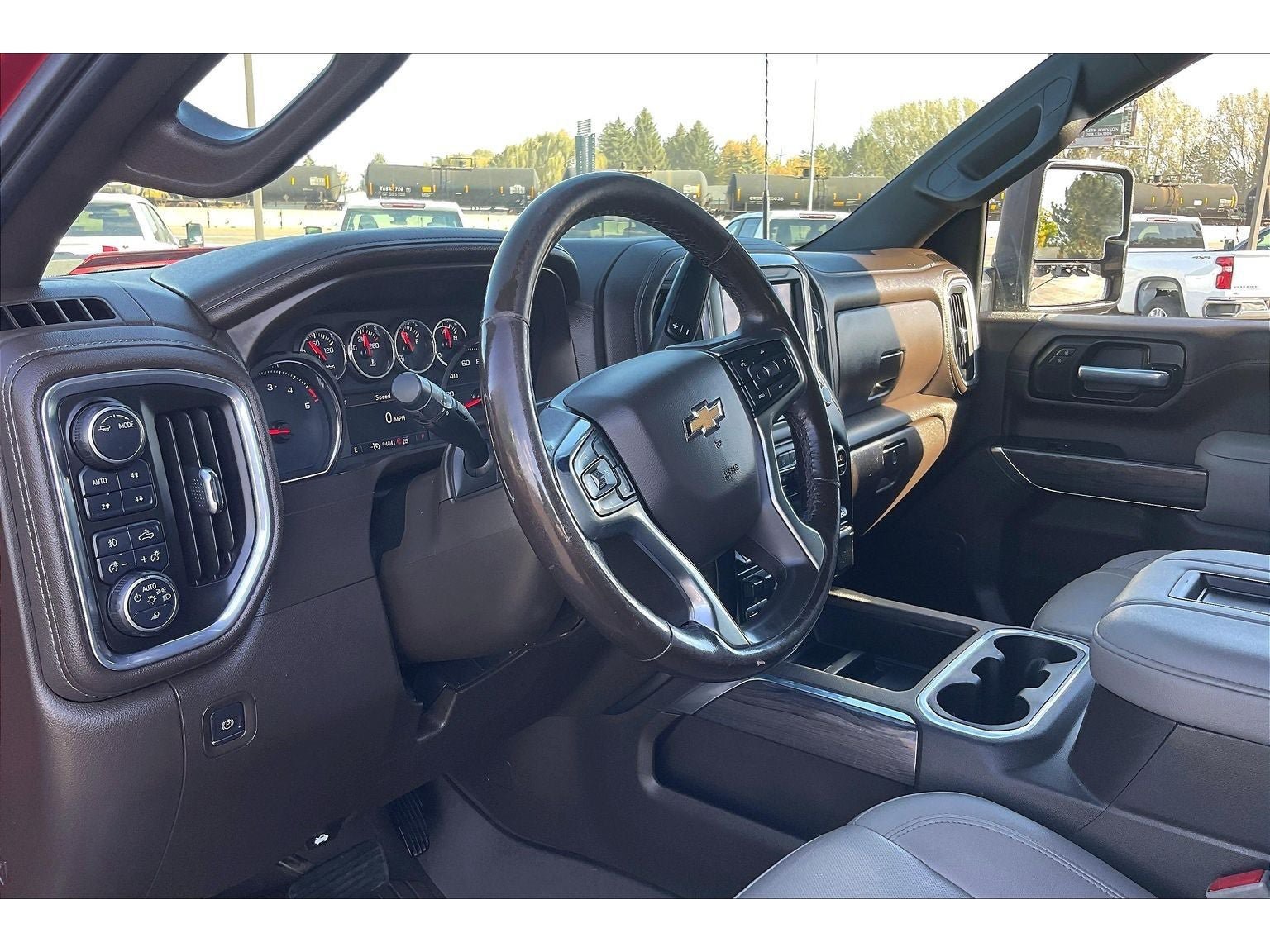 Used 2021 Chevrolet Silverado 2500 LTZ AWD/4WD image 16