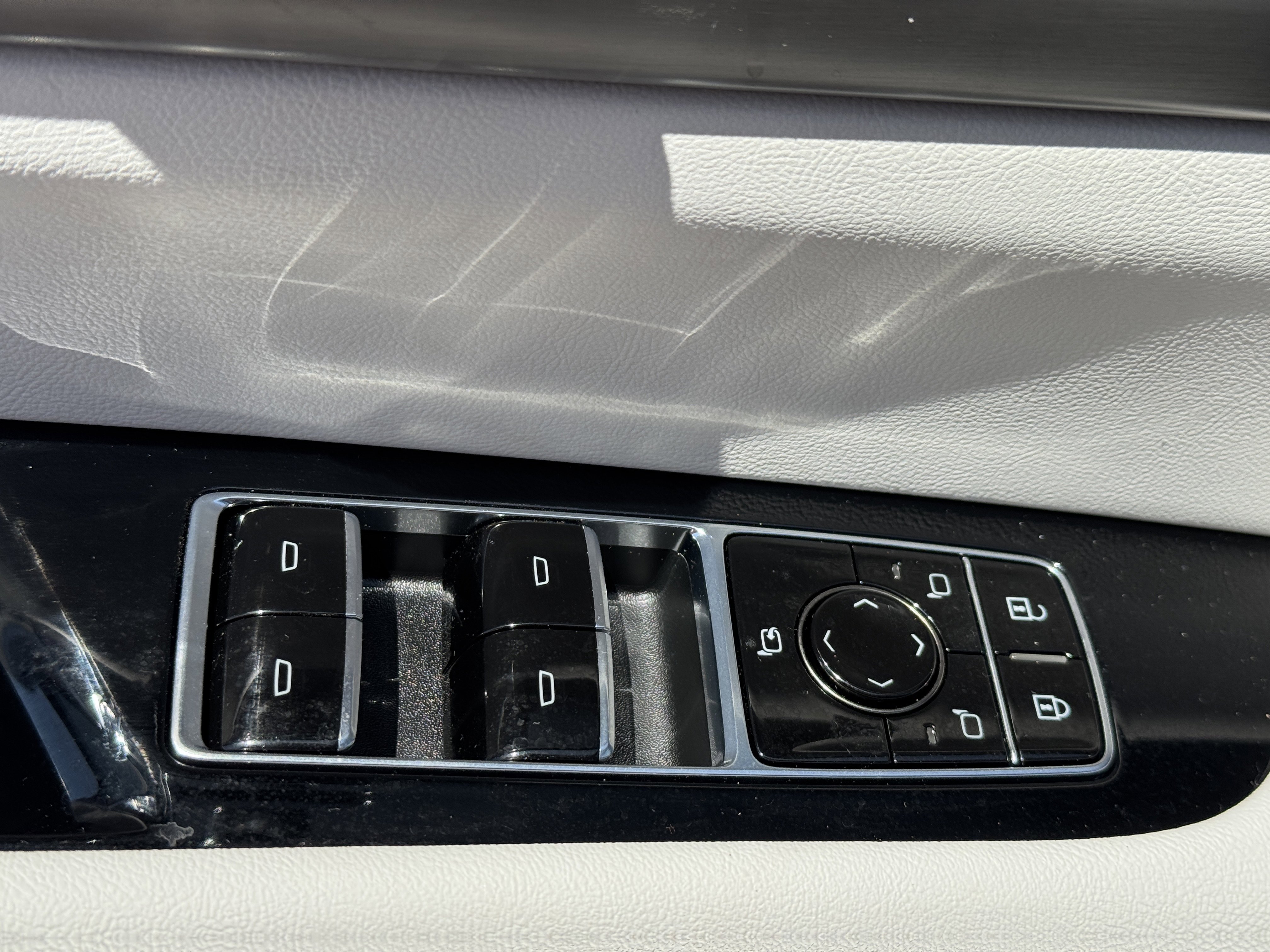 New 2026 Cadillac Vistiq Luxury image 19