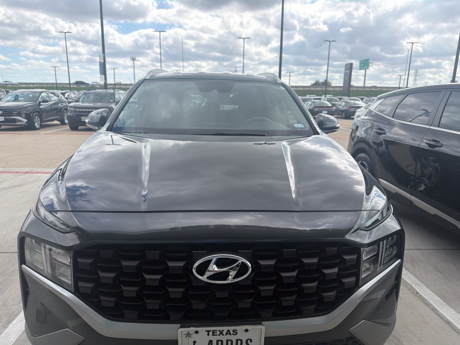 Certified 2023 Hyundai Santa Fe SEL w/ Cargo Package FWD image 2