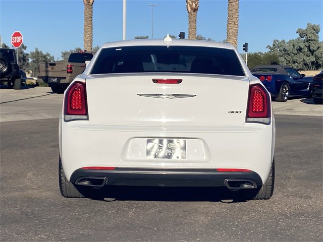 Used 2022 Chrysler 300 Touring w/ Sport Appearance Package image 27