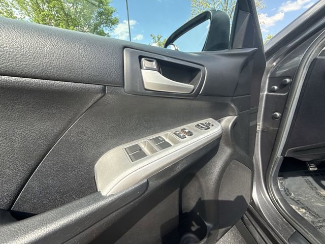 Used 2012 Toyota Camry SE FWD image 13