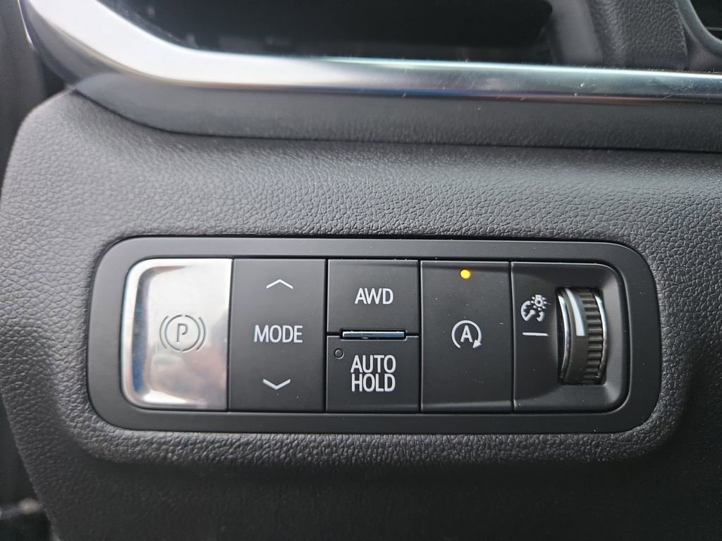 Used 2025 GMC Terrain Elevation image 28