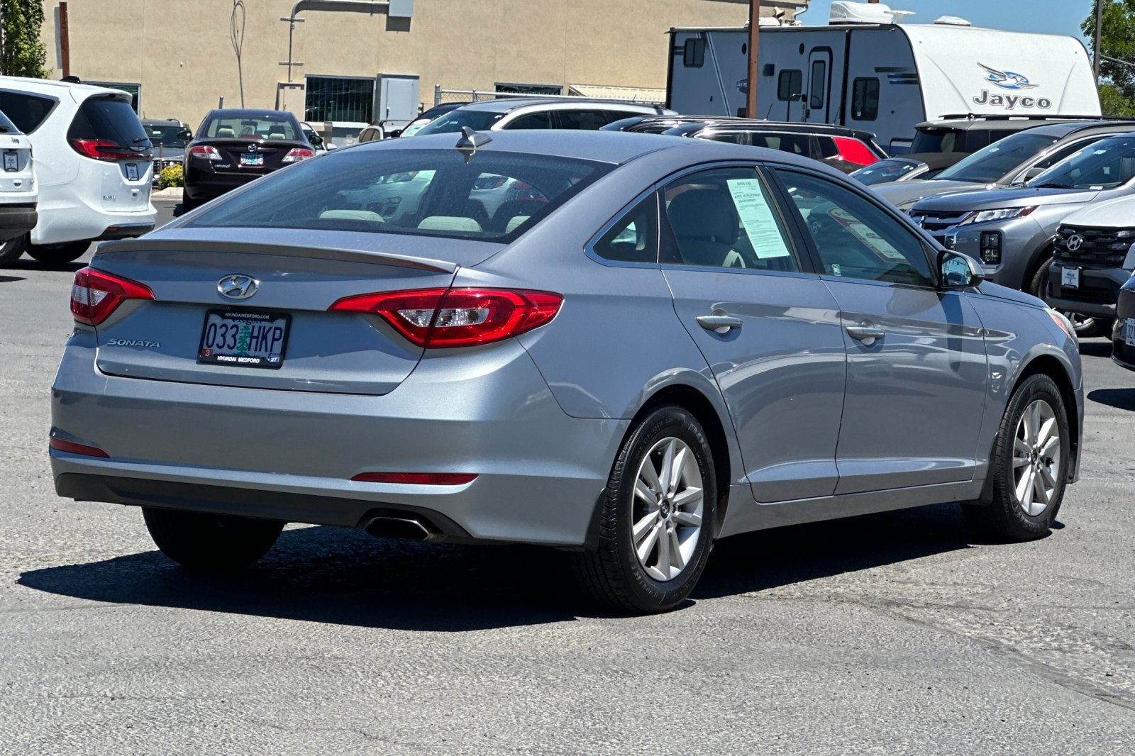 Used 2015 Hyundai Sonata SE w/ Option Group 09 FWD image 4