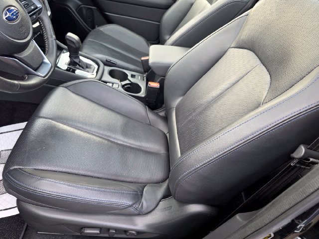 Used 2025 Subaru Forester Limited AWD/4WD image 17