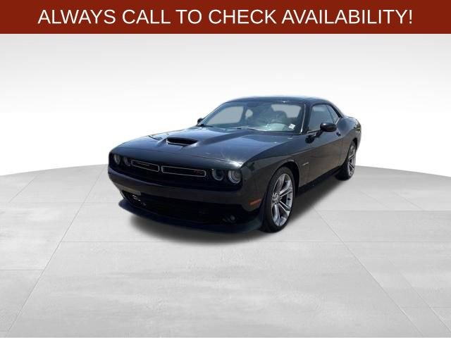 Used 2021 Dodge Challenger R/T RWD image 3