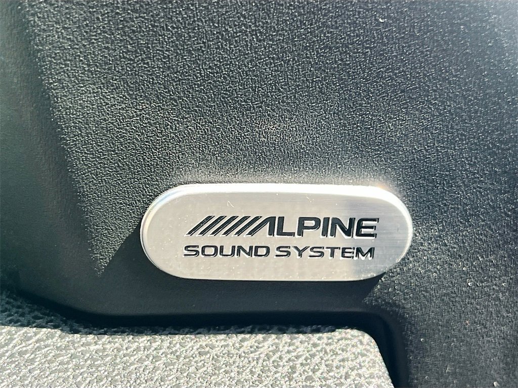 Used 2023 Dodge Charger R/T w/ Cold Weather Package image 18