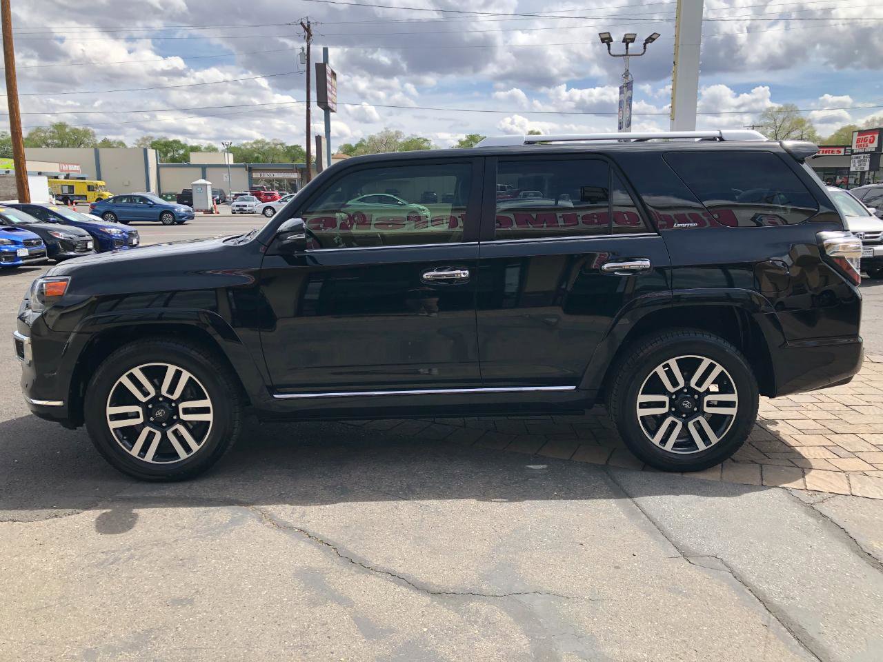 Used 2019 Toyota 4Runner Limited AWD/4WD image 5