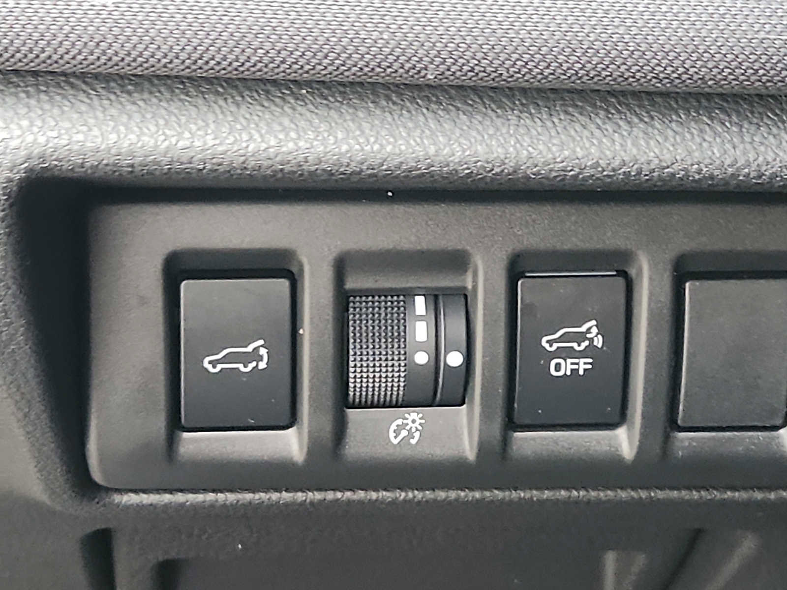 Used 2023 Subaru Outback Premium image 24