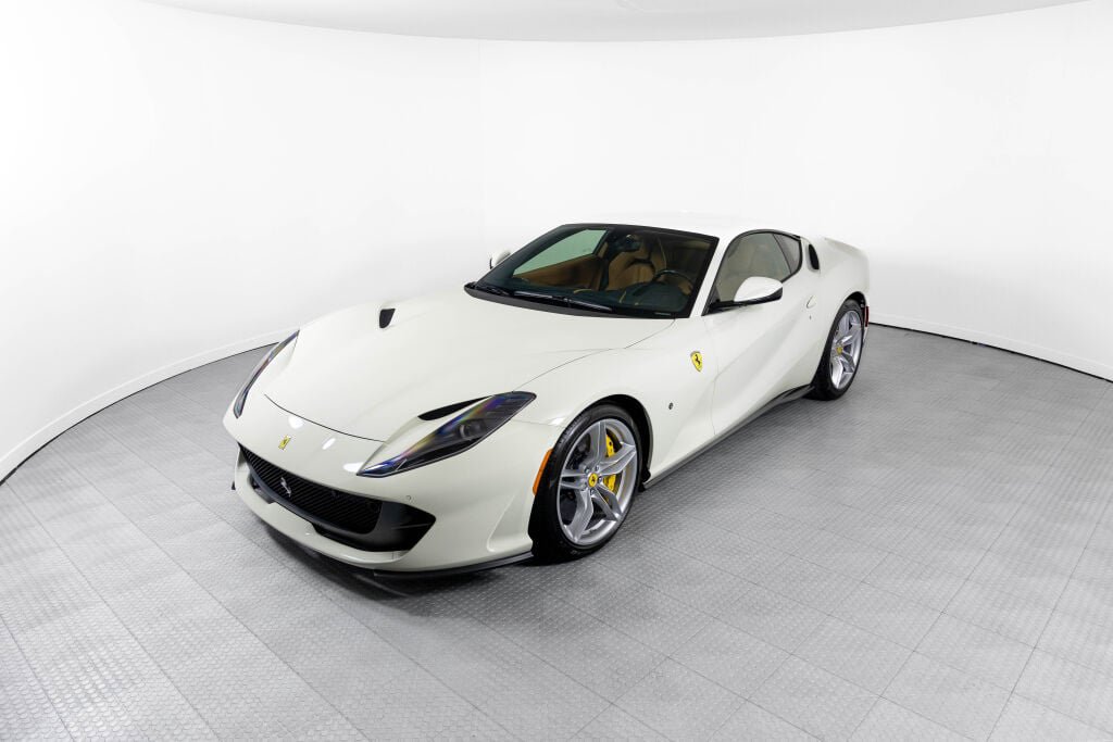 Certified 2019 Ferrari 812 Superfast RWD image 10
