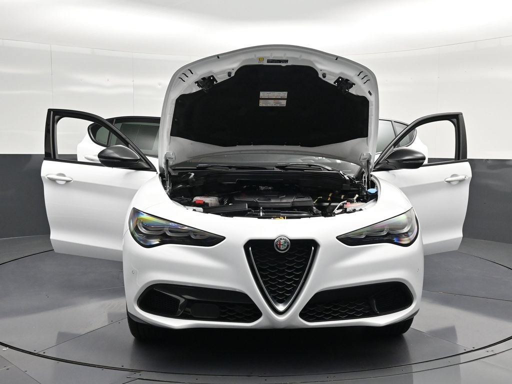 Used 2024 Alfa Romeo Stelvio Ti w/ Active Assist Plus Package AWD/4WD image 37