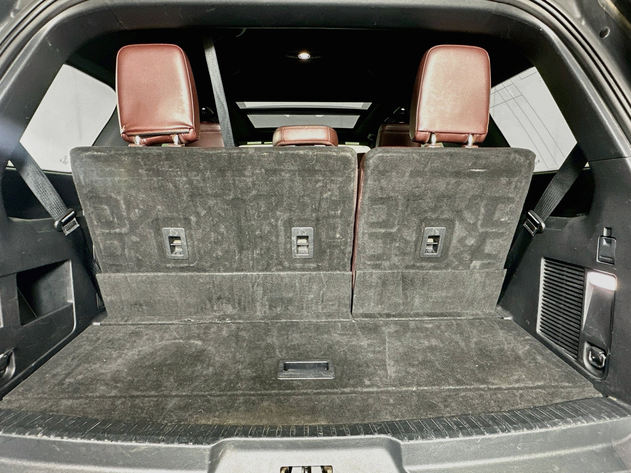 Used 2024 Ford Expedition Limited RWD image 30