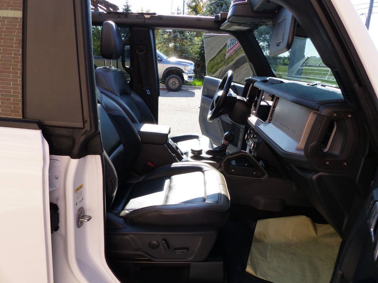 Used 2025 Ford Bronco Outer Banks AWD/4WD image 64