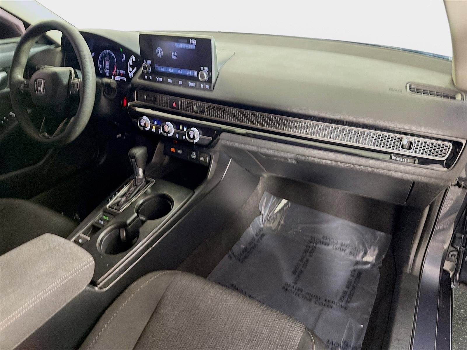 Used 2023 Honda Civic LX image 25