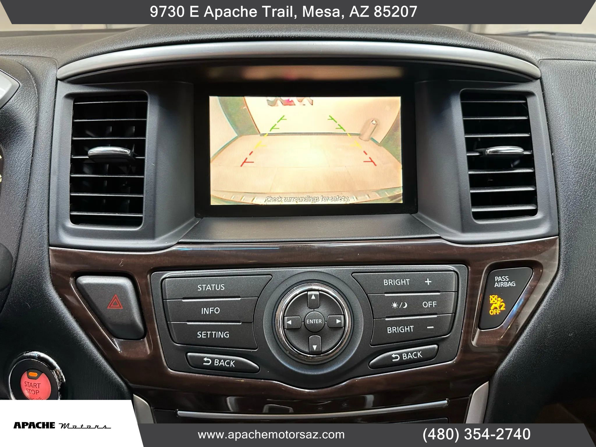 Used 2016 Nissan Pathfinder SL image 29