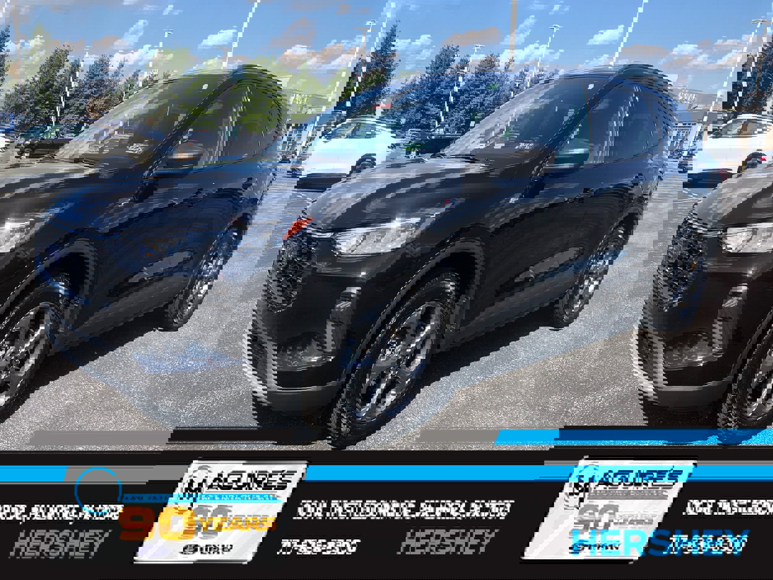 Used 2025 Ford Escape ST-Line w/ Cold Weather Package image 1