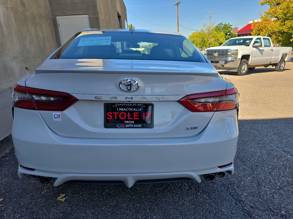 Used 2023 Toyota Camry XSE image 10