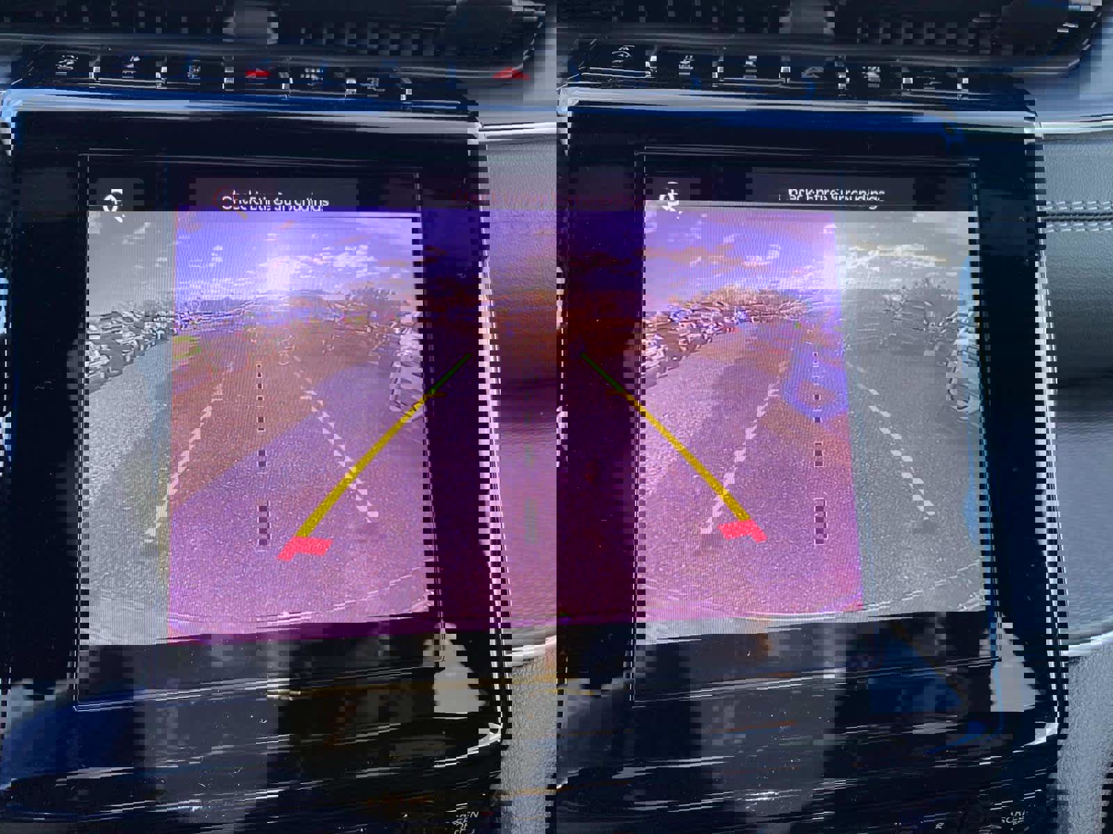 New 2025 Jeep Grand Cherokee Laredo image 12