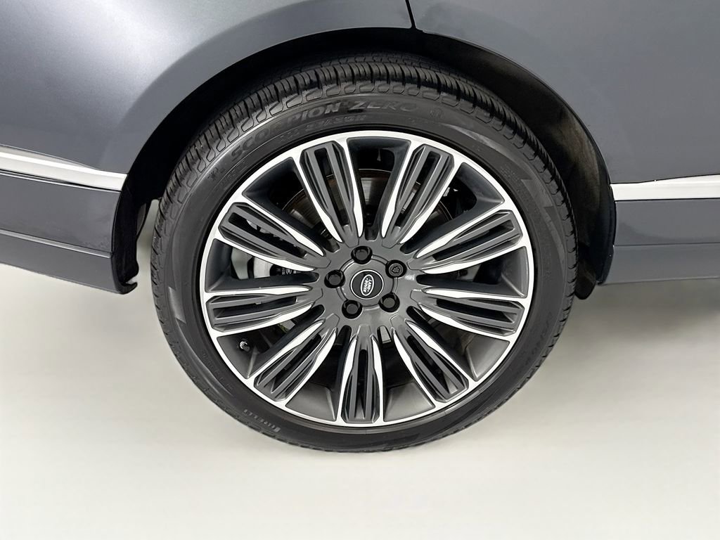 Used 2021 Land Rover Range Rover P525 Westminster Edition LWB image 31