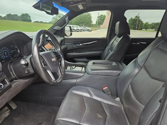 Used 2016 Cadillac Escalade Platinum RWD image 9