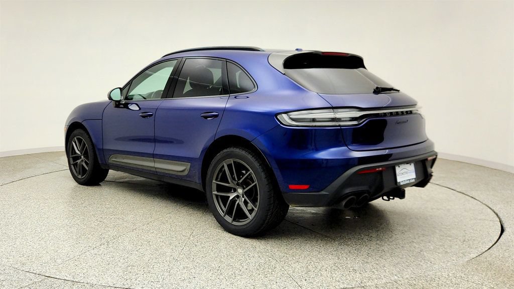 Used 2023 Porsche Macan Turbo AWD/4WD image 7