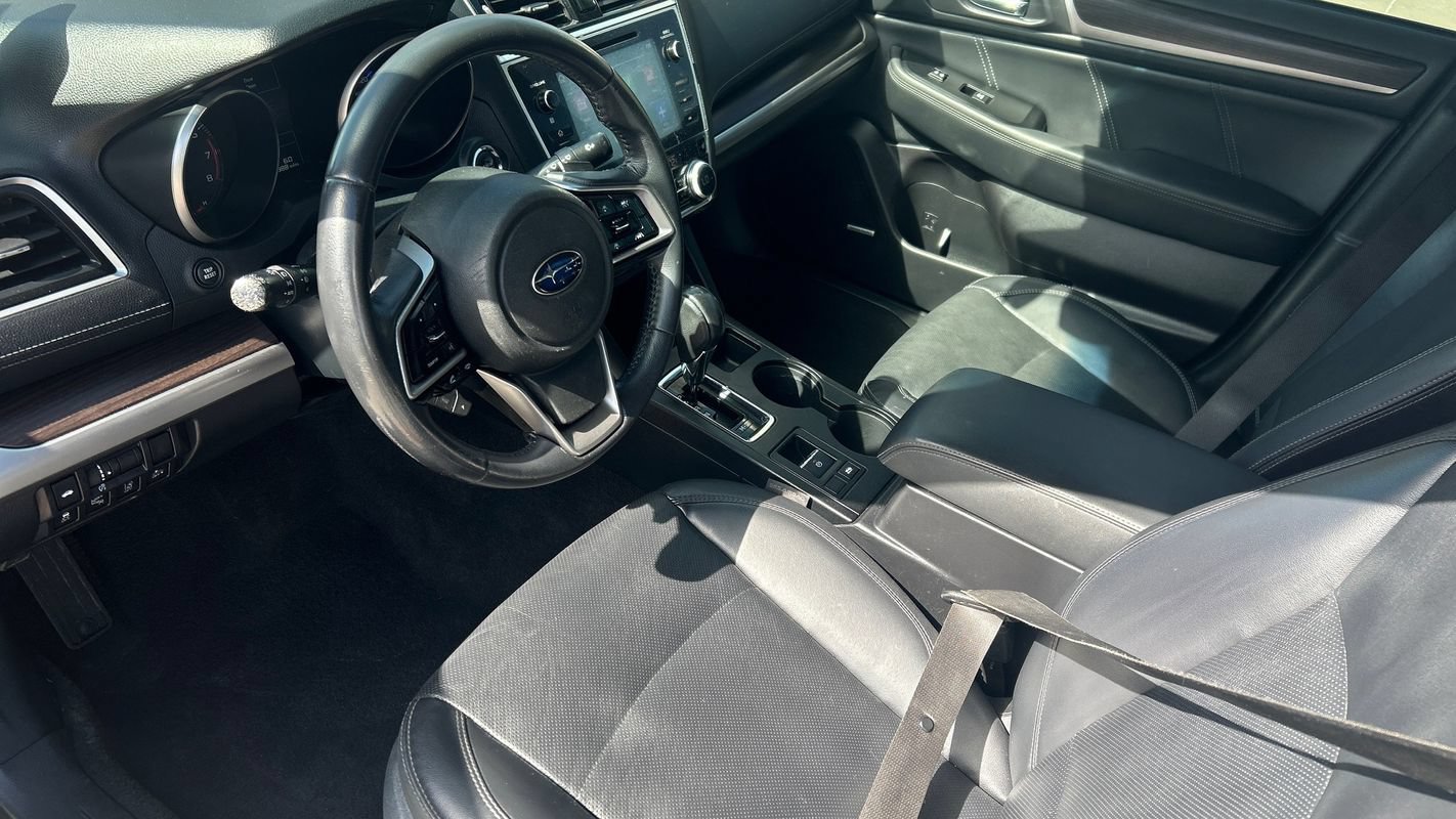 Used 2018 Subaru Legacy 3.6R Limited AWD/4WD image 9