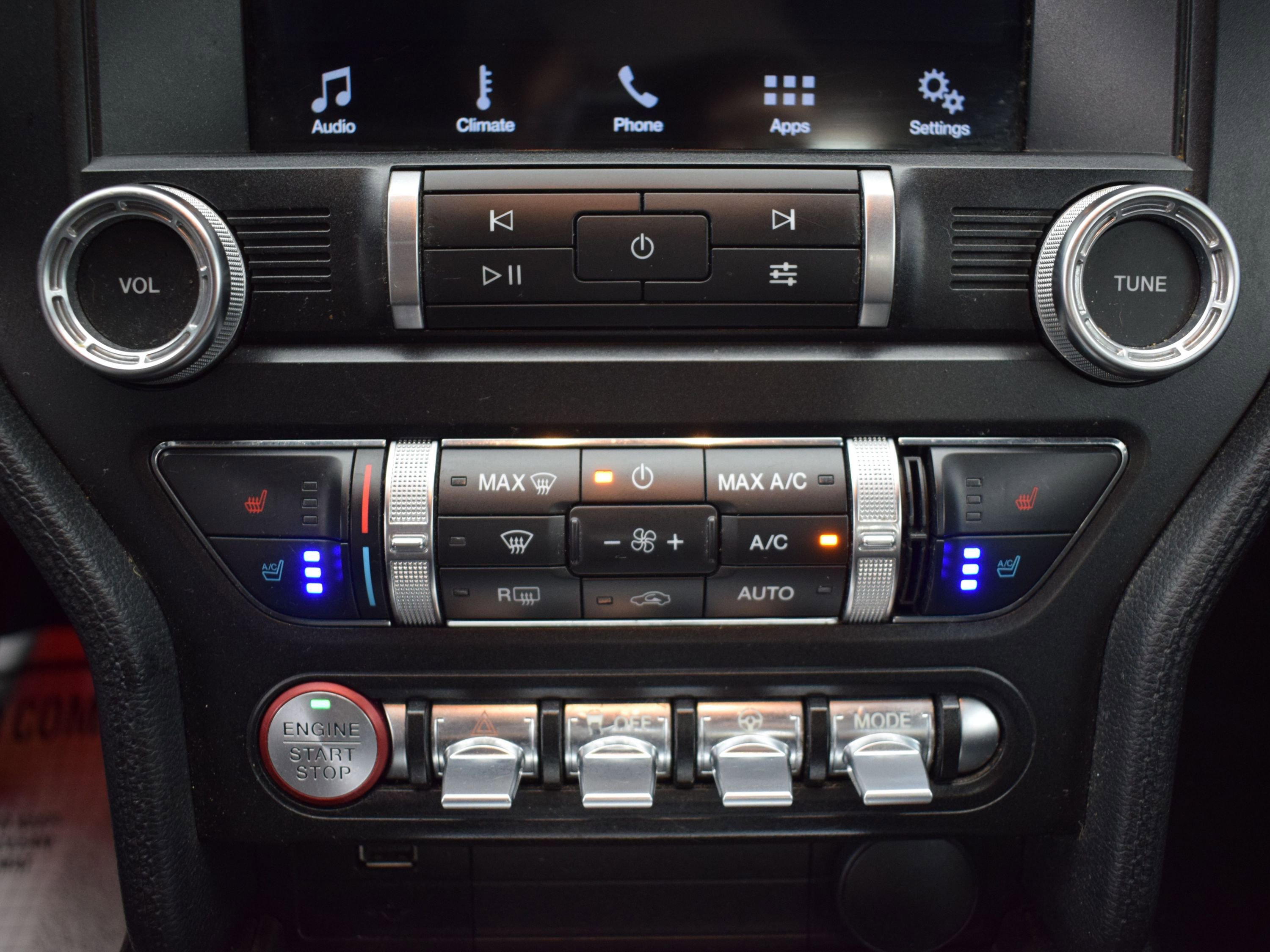 Used 2019 Ford Mustang Premium image 15