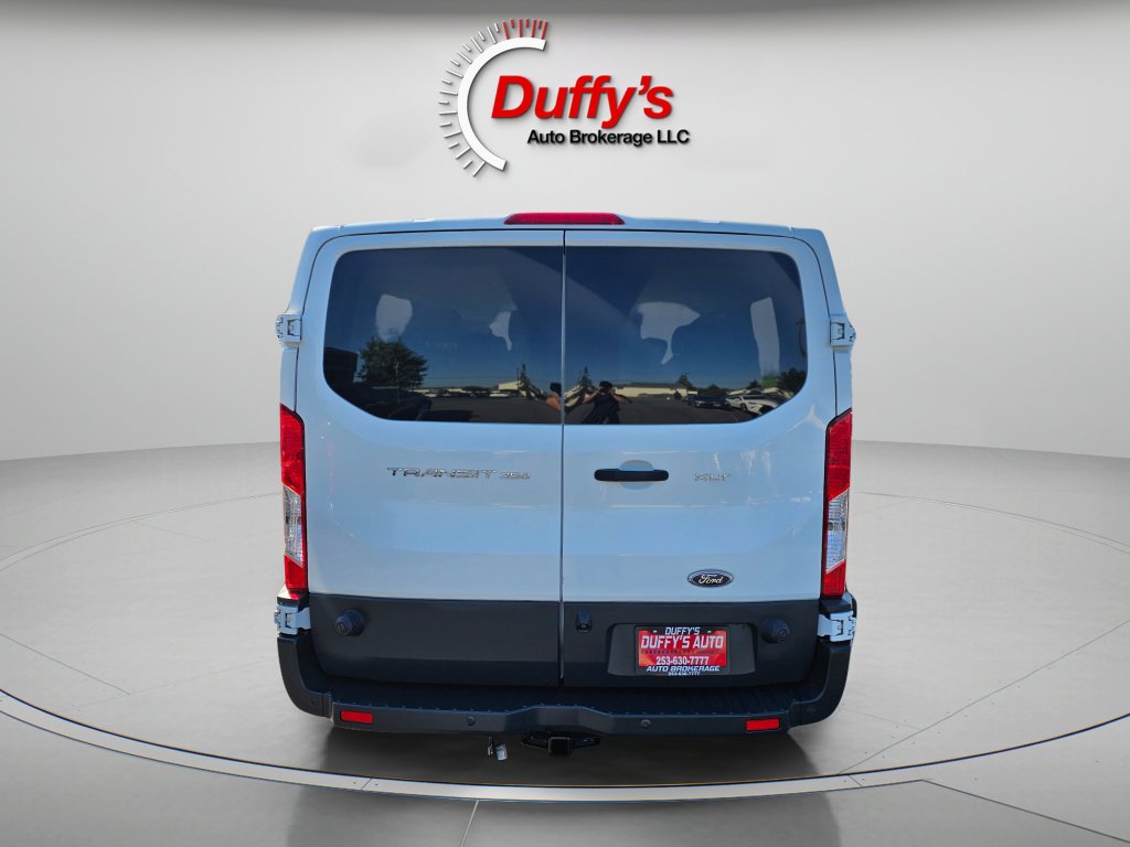 Used 2015 Ford Transit 350 XLT image 15