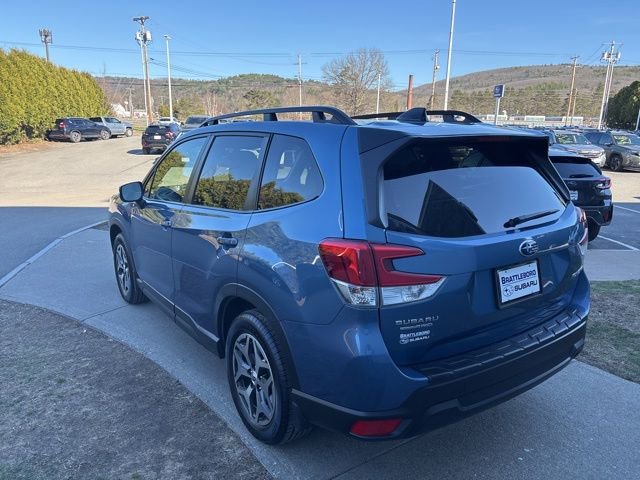 Used 2024 Subaru Forester Premium image 6