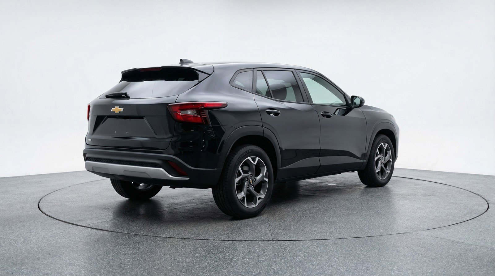Used 2025 Chevrolet Trax LT FWD image 9